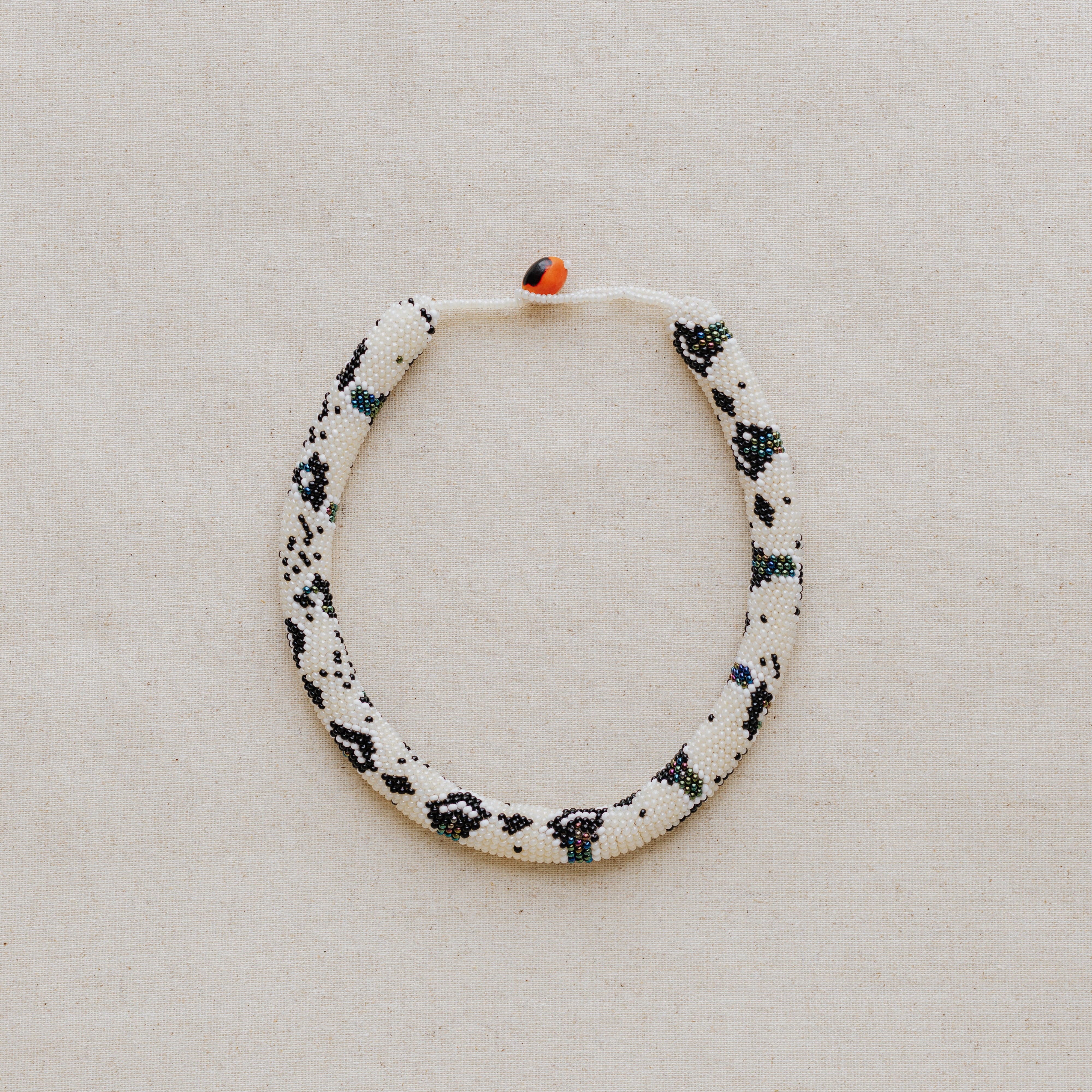 Jazmin Necklace - Speckled Worm-Lizard (Amphisbaena bassleri)