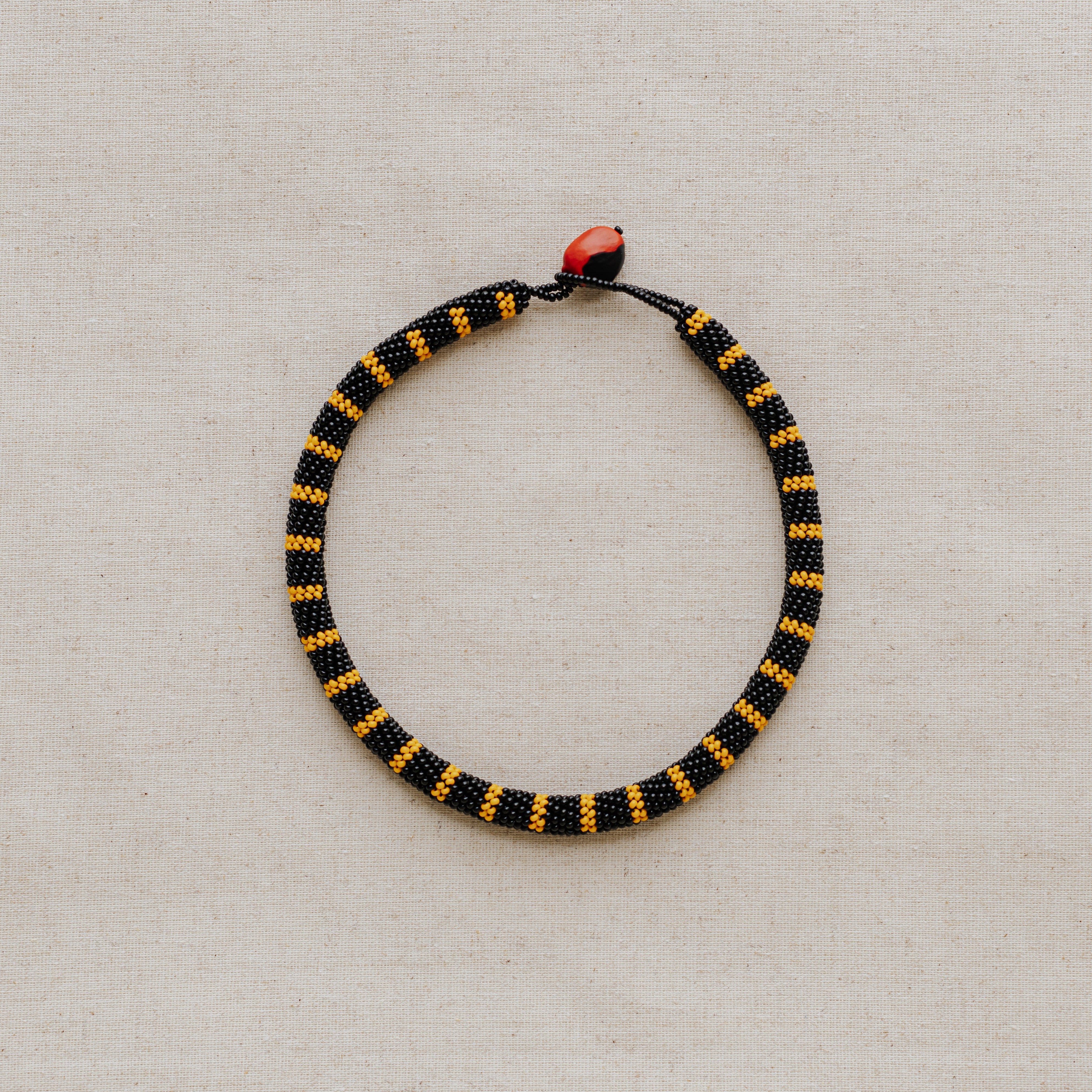 Kaina Necklace - Andean Blackback Coralsnake (Micrurus narduccii)