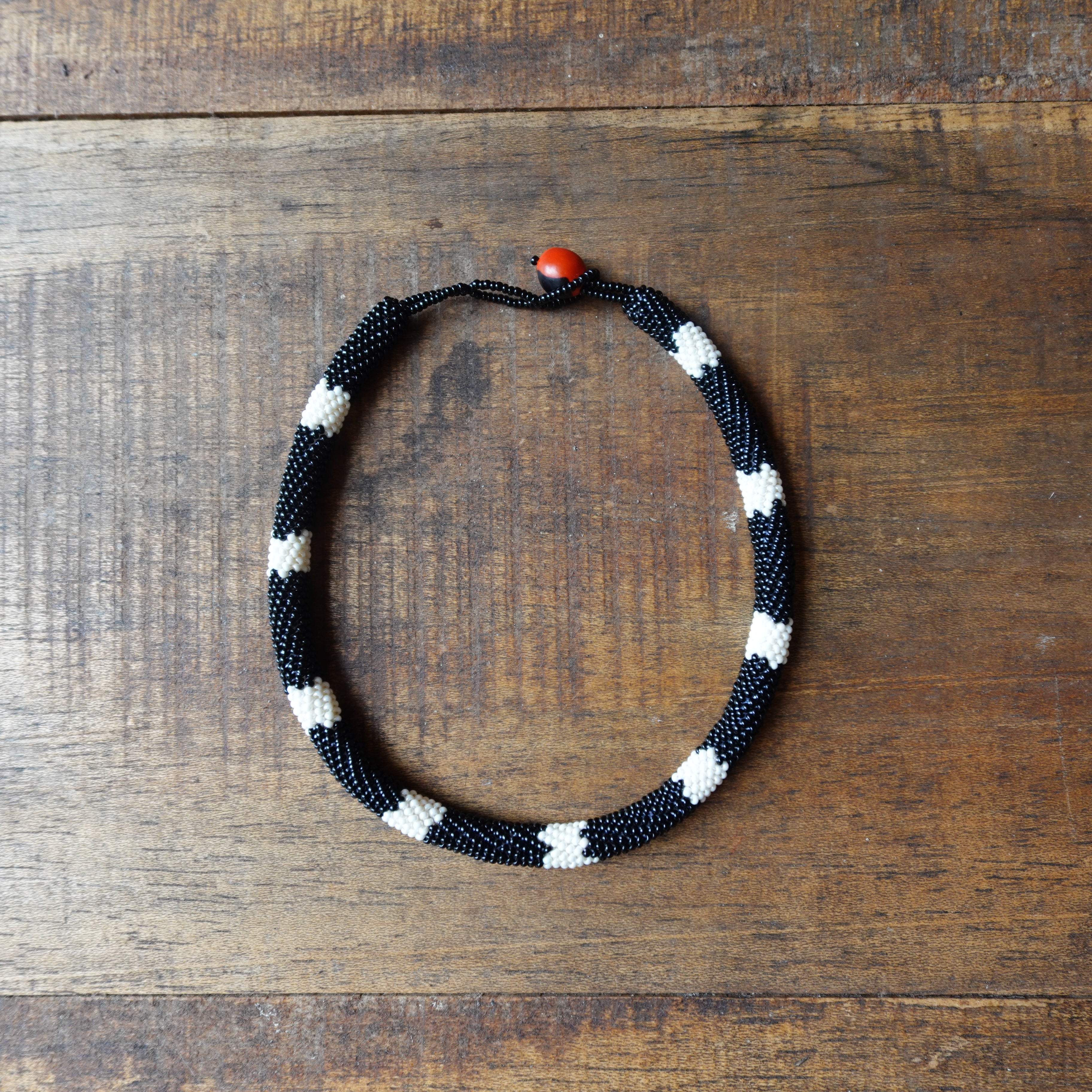 Collar Kaina - serpiente Bandas Calico (Oxyrhopus petola)