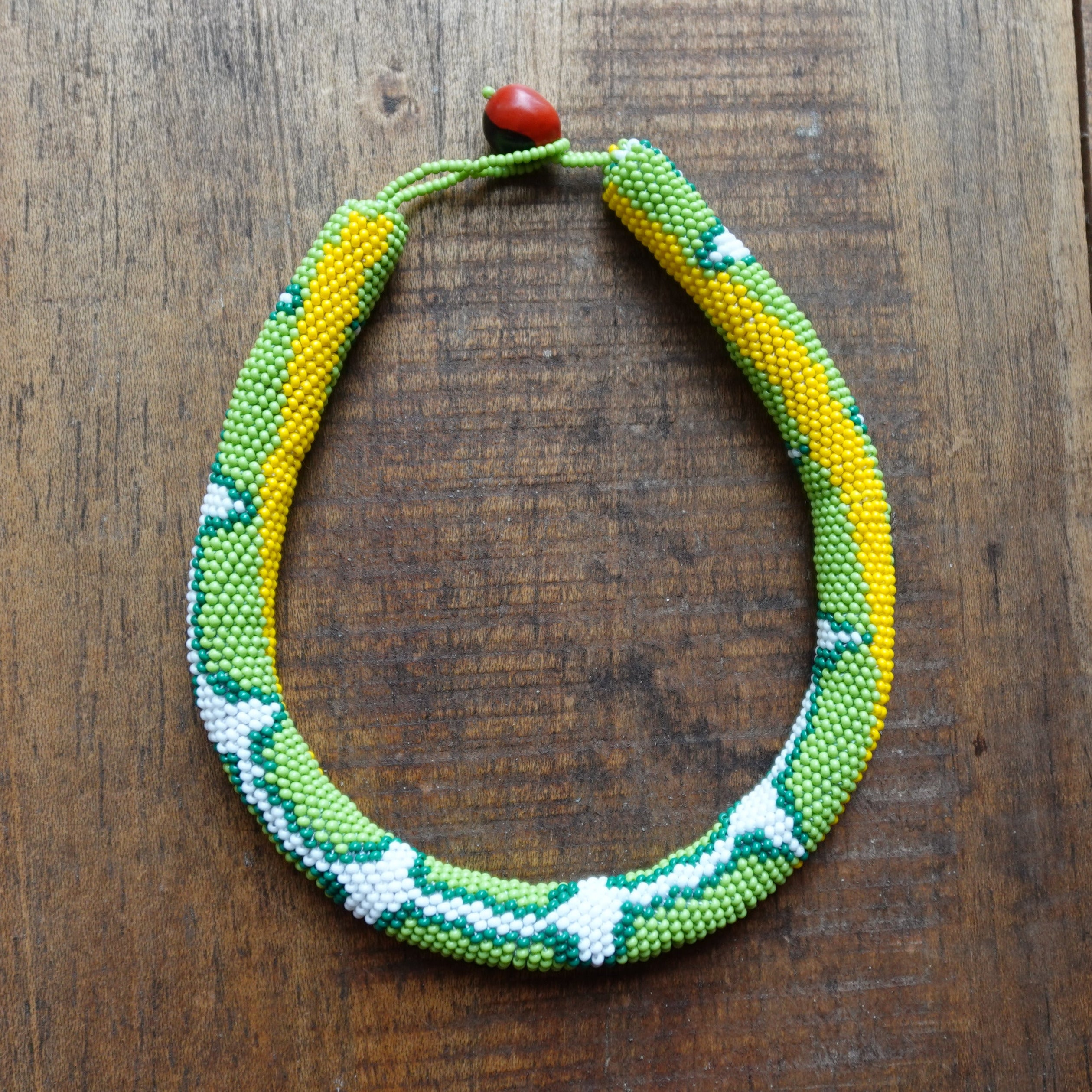 Collar Jazmin - Boa Esmeralda (Corallus batesii)
